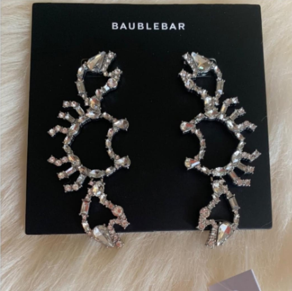 Crystal Crab Earrings 🦀💎 - Picture 3 of 3